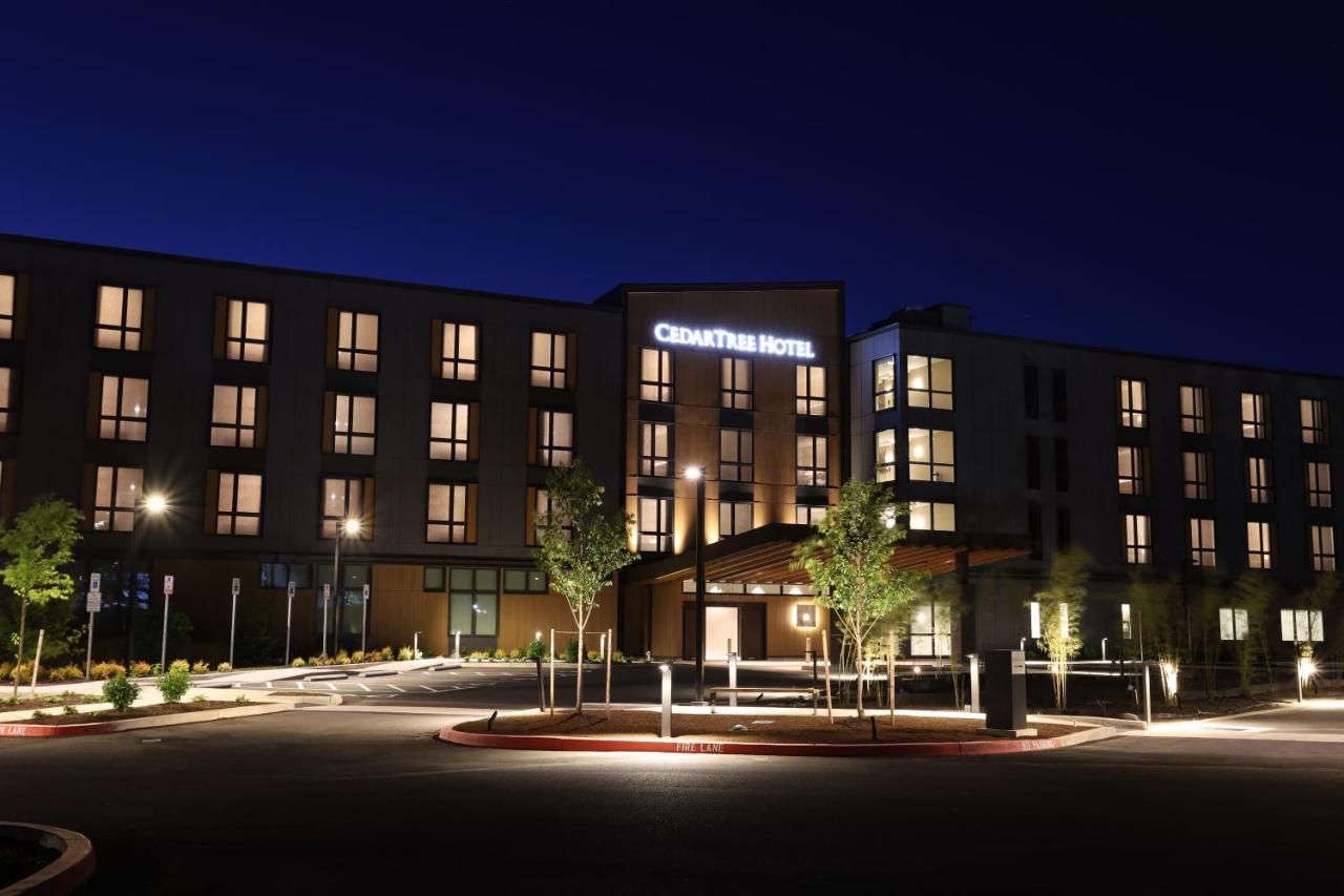 Cedartree Hotel Portland Hillsboro Extérieur photo