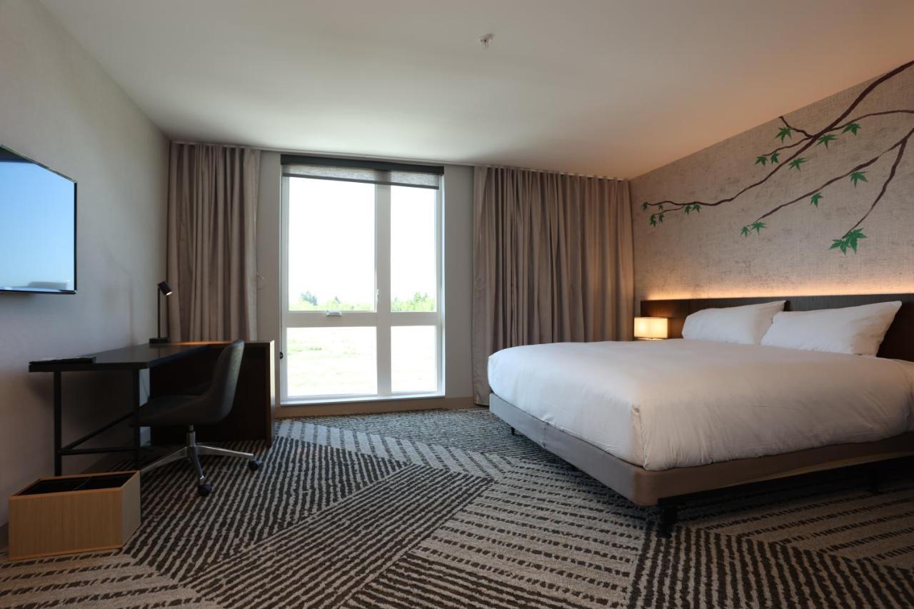 Cedartree Hotel Portland Hillsboro Extérieur photo