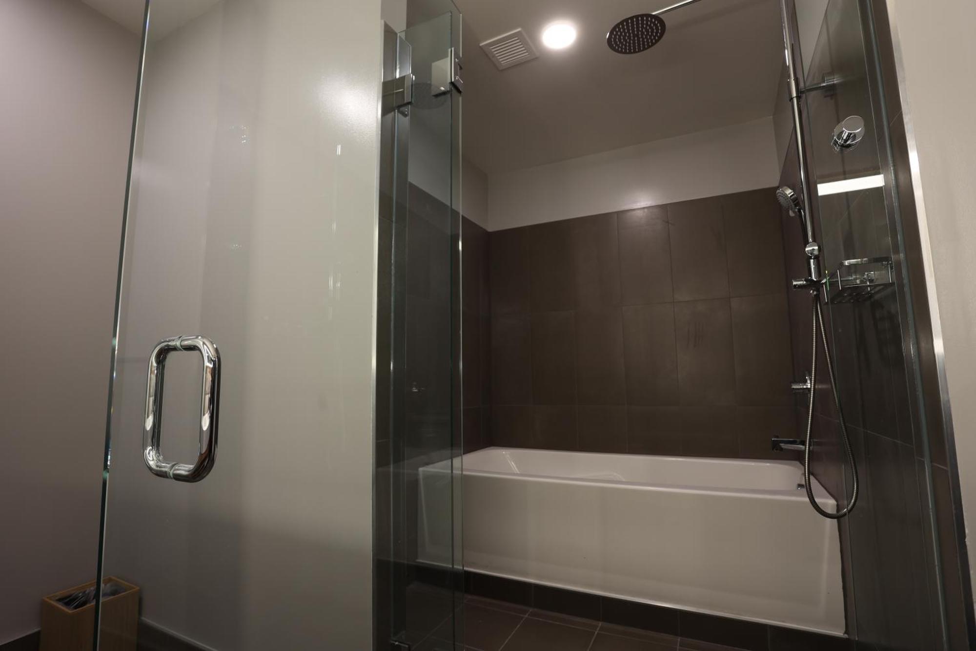 Cedartree Hotel Portland Hillsboro Extérieur photo